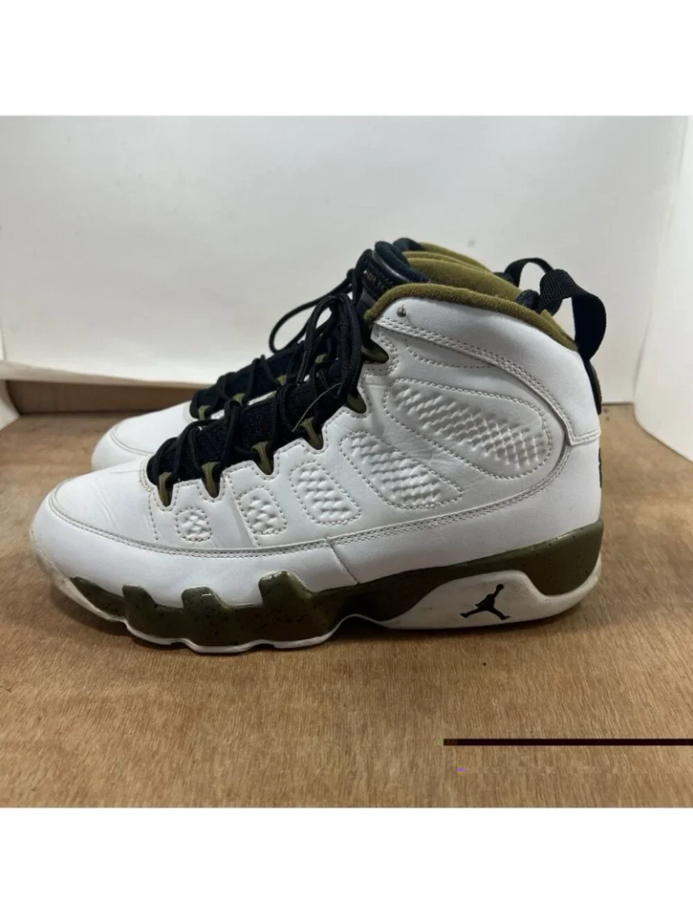 Nike Air Jordan 9 Retro Statue Militia Green/White 302370-109 Men Size 8